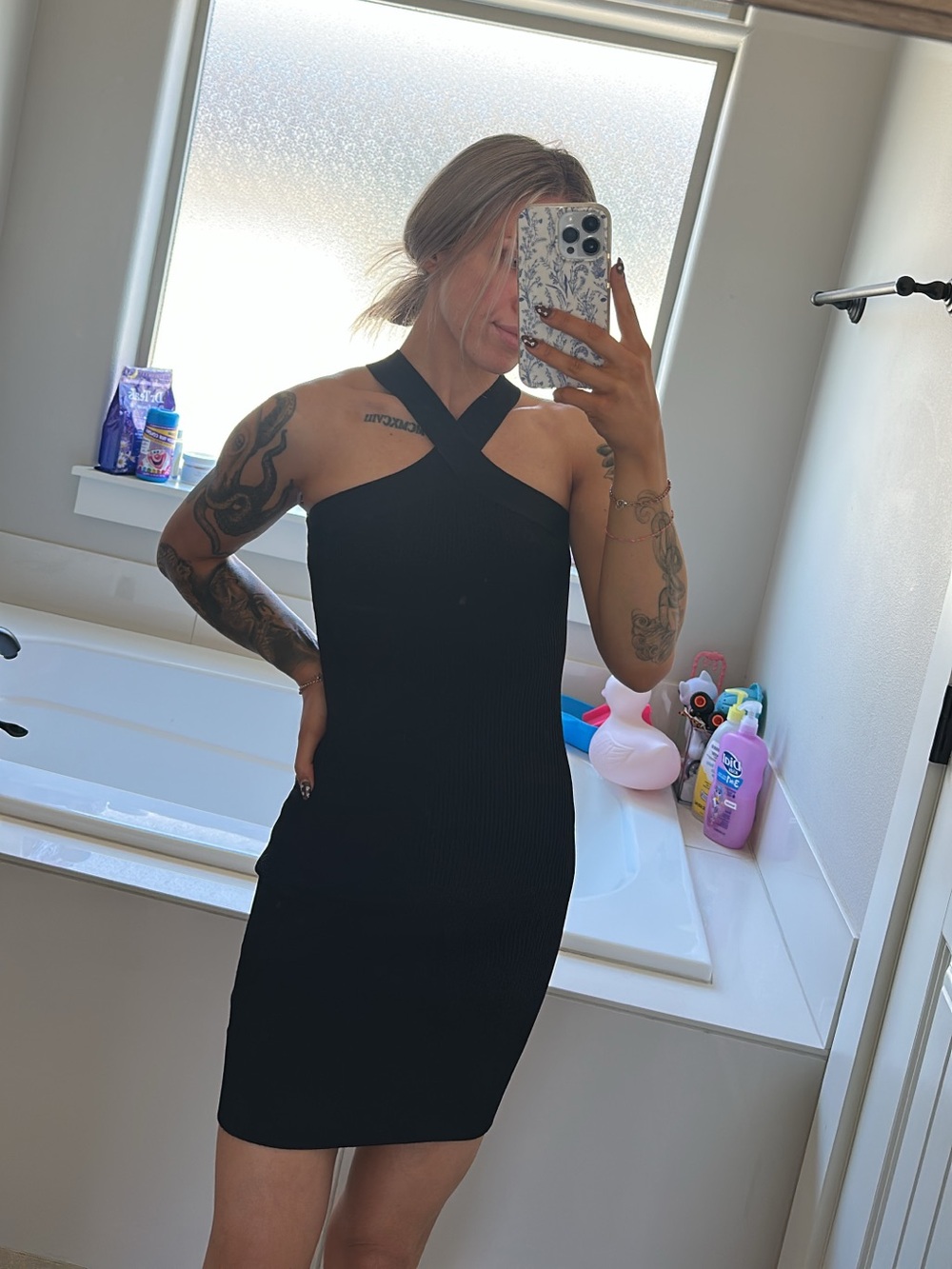Aritzia Babaton Sculpt Knit Criss Cross Dress